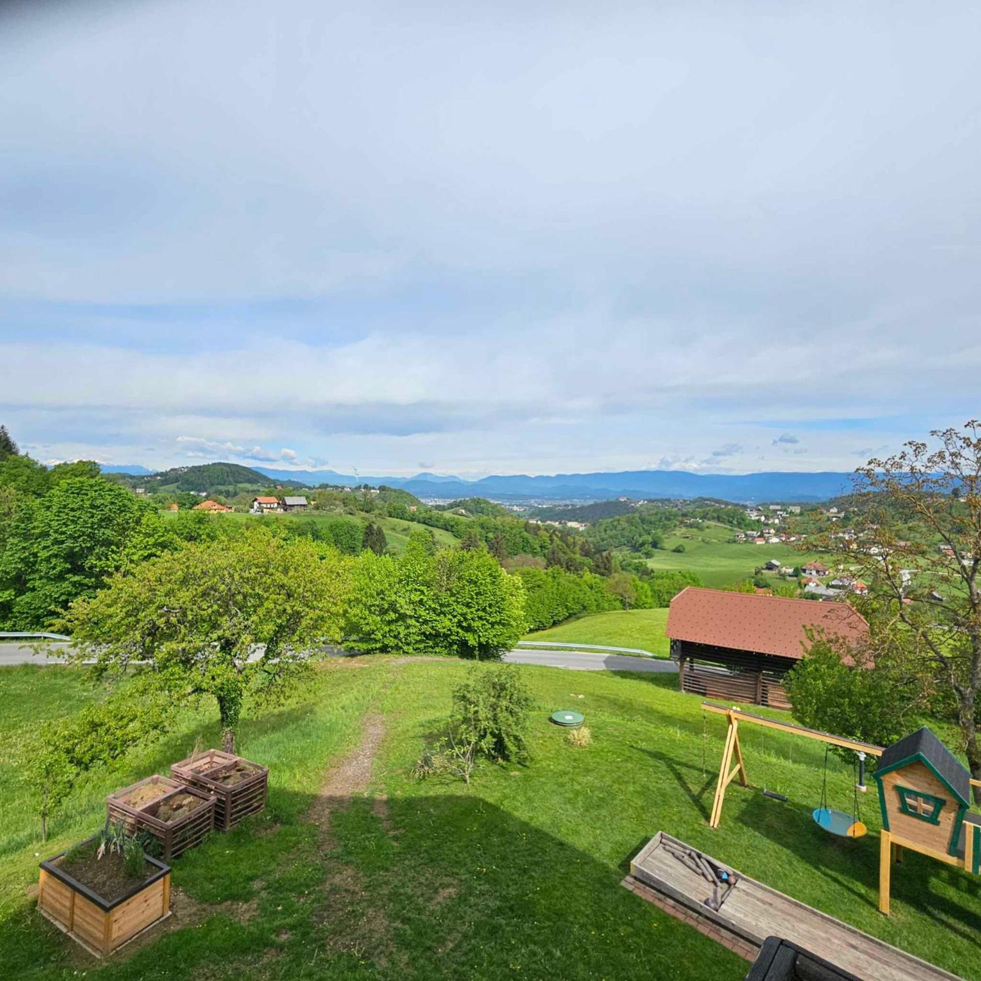 Bed and Breakfast Adventure Farm Store Экстерьер фото